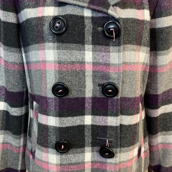 CAbi Double Breasted Wool Blend Cropped Plaid Coat - Picture 3 of 7